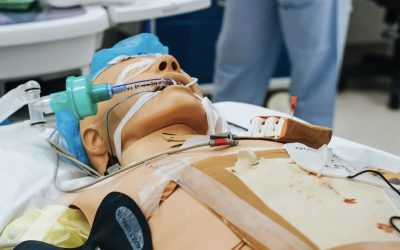 Especialistas UPLA se refieren a los efectos que la intubación genera en la voz y en la deglución de los pacientes
