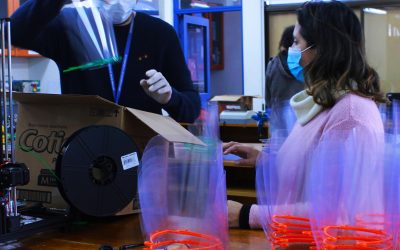 ULagos continúa entregando Pantallas de Protección Facial a hospitales y centros de atención de salud