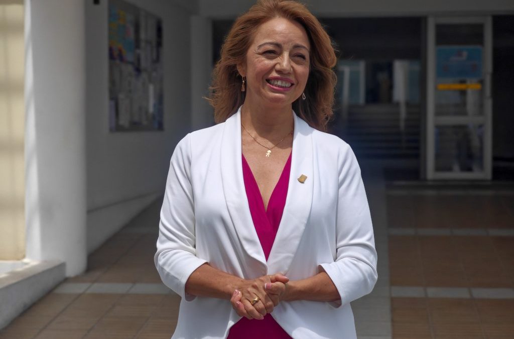 Jenniffer Peralta Montecinos es la primera rectora electa de la UTA