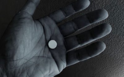 “Reto del Paracetamol”: el peligroso juego viral que está llevando a niños a urgencias por daño hepático