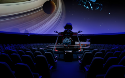 Planetario USACH celebra el Día de la Niñez con regalos